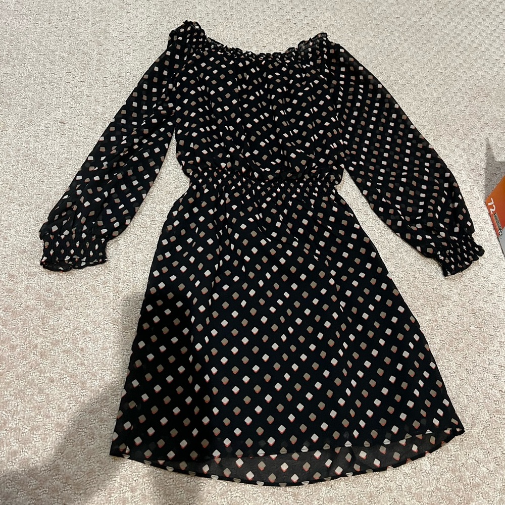 White House Black Market Dress in Black with Polka Dots. Size XXS.